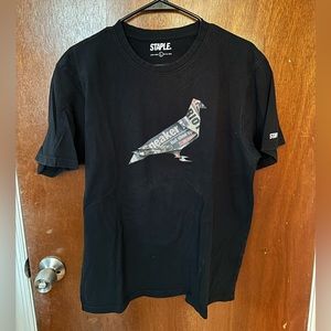 Staple pigeon newspaper logo black T-shirt size large